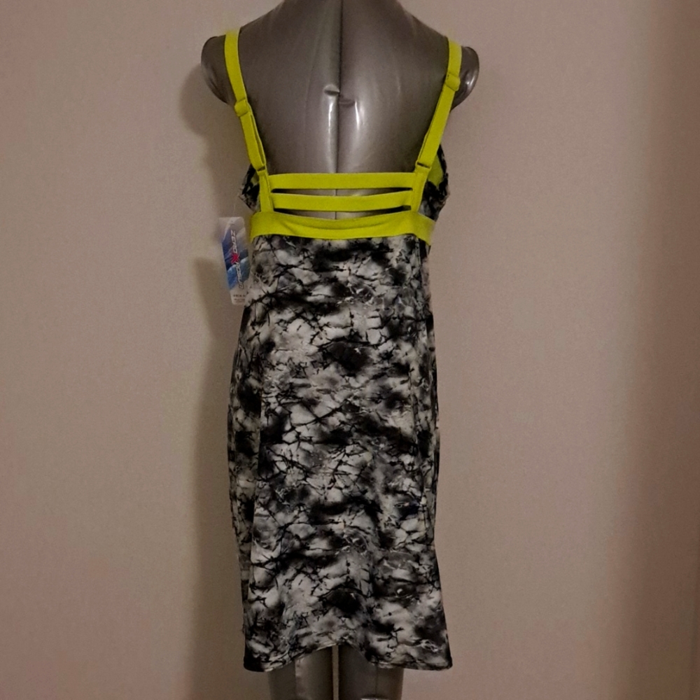 ZeroXposur Active Dress Black & White with Yellow Accents - Size Large - Picture 2 of 10